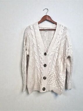 Aerie Oversized Chunky Cable Knit Button-Front Cardigan Sweater Cream size S